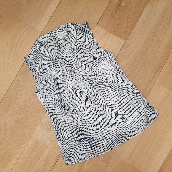 NWT Liz Claiborne Sleeveless Top, Built-in Camisole, Navy & White, PXS/0P/2P/4P - Picture 3 of 7